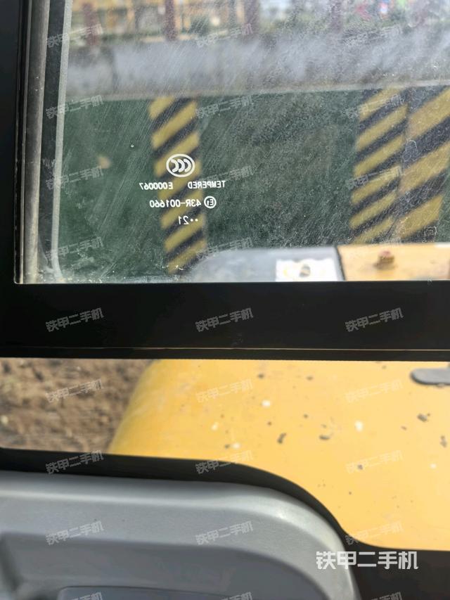 座椅后部（駕駛室部分）