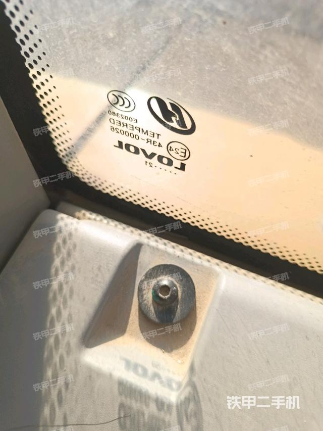 后窗玻璃角標(biāo)（駕駛室部分）