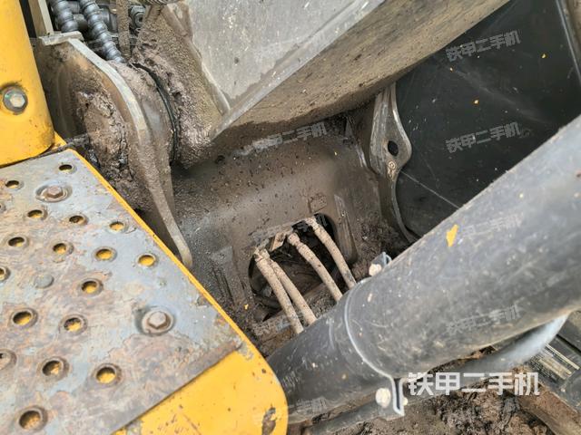 大臂根部?斜視（工作和回轉(zhuǎn)裝置）