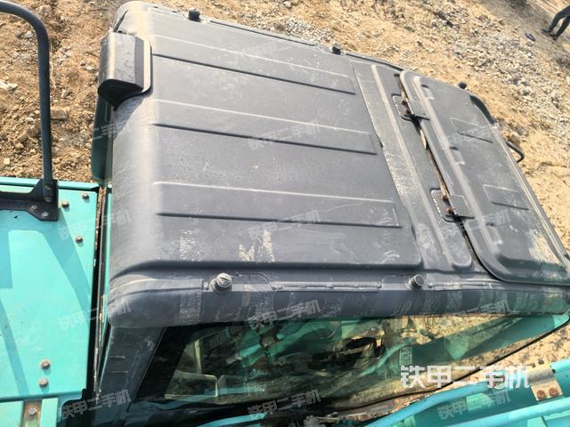 駕駛室頂部俯視（上車部件）