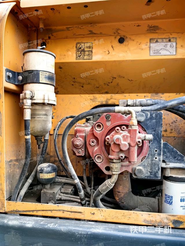 液壓泵室（大件艙室）