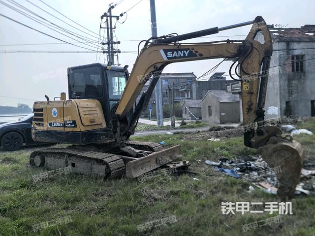 三一重工SY55C挖掘机的设备实拍-第5张实拍照片