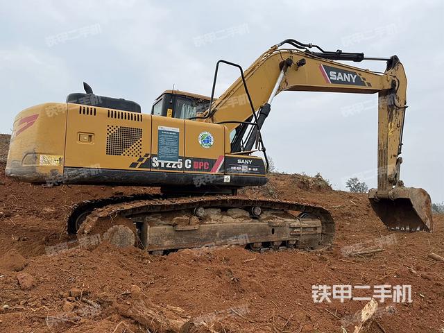 右后45(整機(jī)外觀) 右后45(整機(jī)外觀)