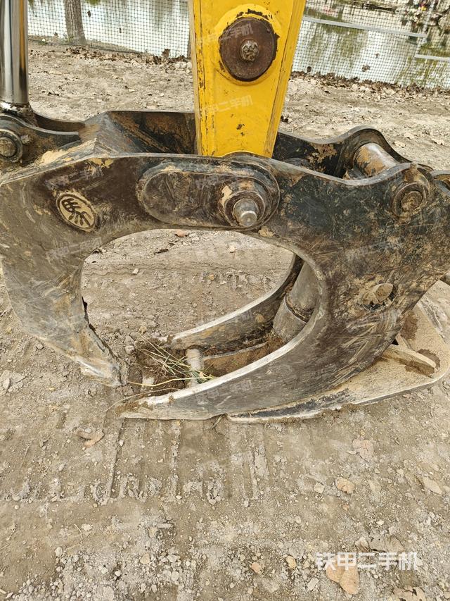 鏟斗45度（工作和回轉(zhuǎn)裝置）