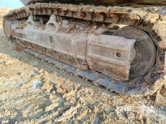 右側(cè)履帶整體（行走機(jī)構(gòu)）