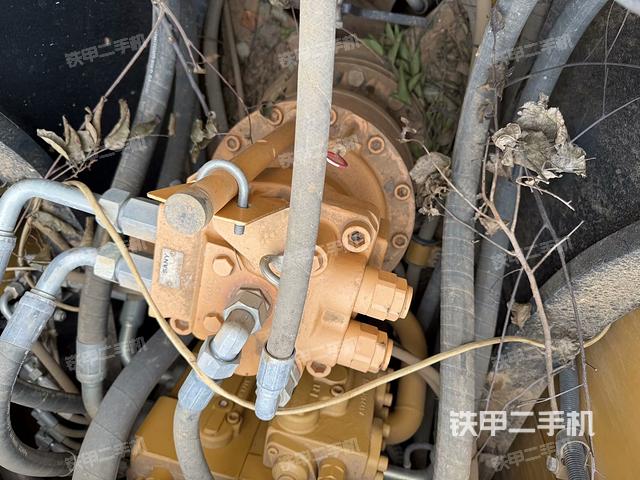 發(fā)動(dòng)機(jī)室(上車部件) 發(fā)動(dòng)機(jī)室(上車部件)