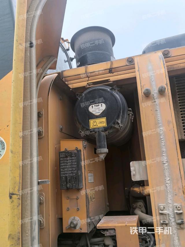 空濾倉整體（大件艙室）