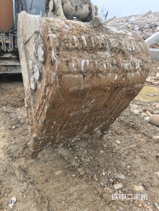 鏟斗45度（工作和回轉(zhuǎn)裝置）