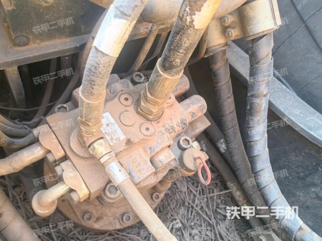 回轉(zhuǎn)馬達(dá)（上車(chē)部件）