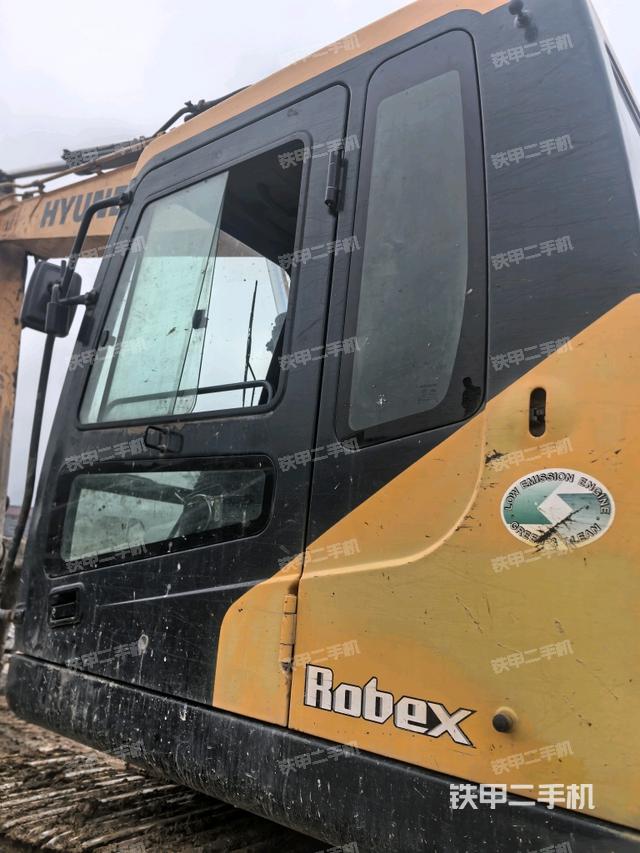 駕駛室左后45度（駕駛室部分）