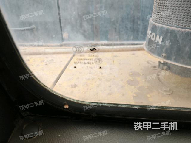 后窗玻璃角標(biāo)(駕駛室部分) 后窗玻璃角標(biāo)(駕駛室部分)