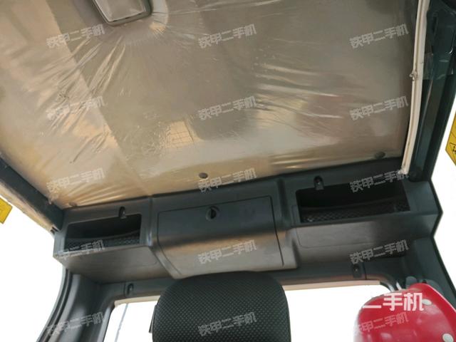 座椅后部(駕駛室部分) 座椅后部(駕駛室部分)