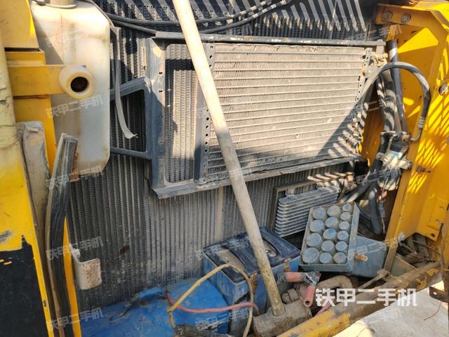 液壓泵室(大件艙室) 液壓泵室(大件艙室)