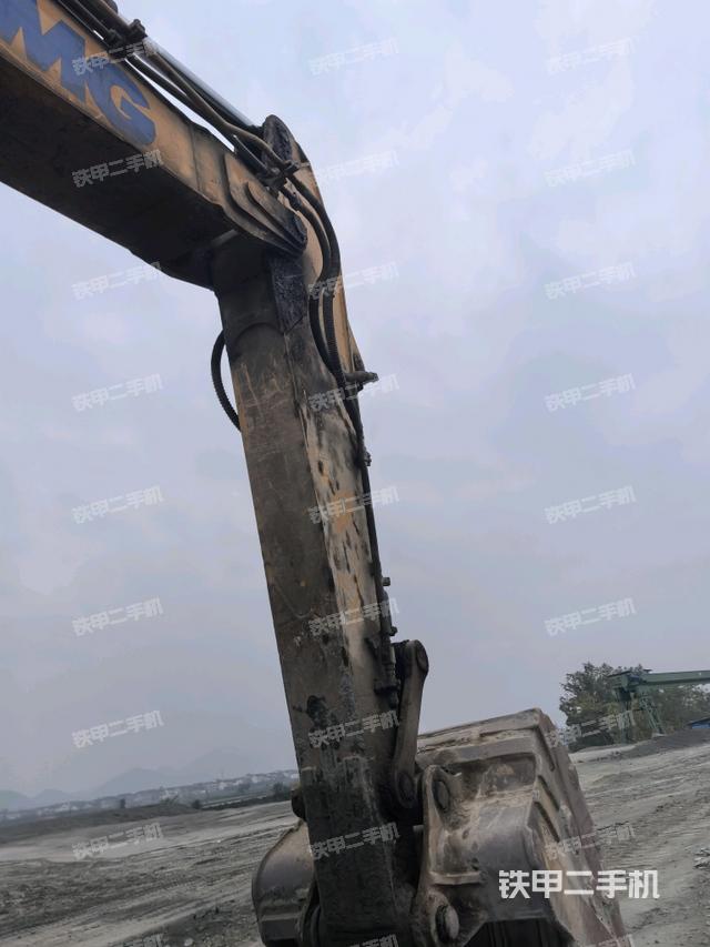 小臂整體右前（工作和回轉(zhuǎn)裝置）