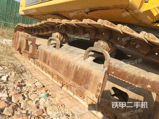 左側行走馬達蓋板（行走機構）