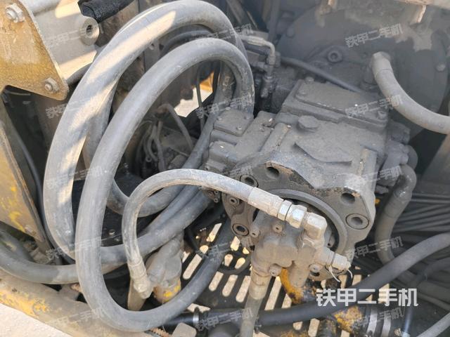 電瓶(大件艙室) 電瓶(大件艙室)