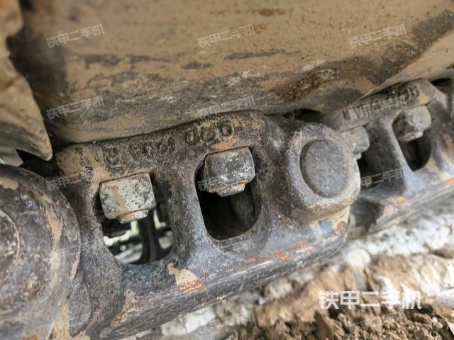 右侧行走马达盖板(行走机构) 右侧行走马达盖板(行走机构)