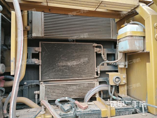 散熱器室(大件艙室) 散熱器室(大件艙室)