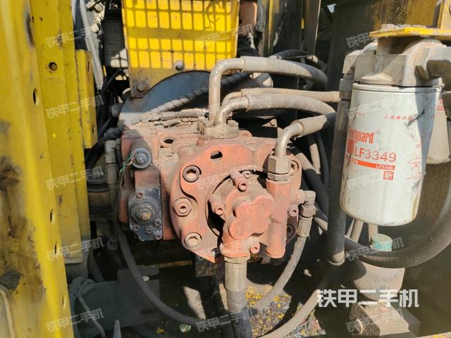 液壓泵斜45?左(大件艙室) 液壓泵斜45?左(大件艙室)