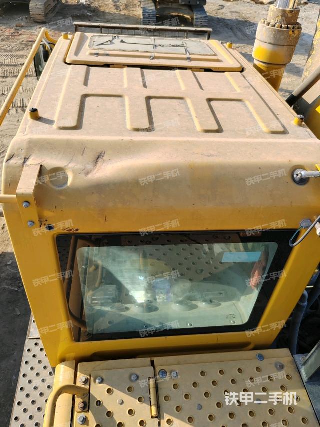 駕駛室頂部俯視(上車部件) 駕駛室頂部俯視(上車部件)
