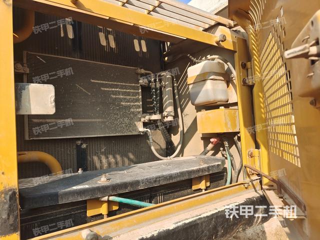 散熱器正面（大件艙室）