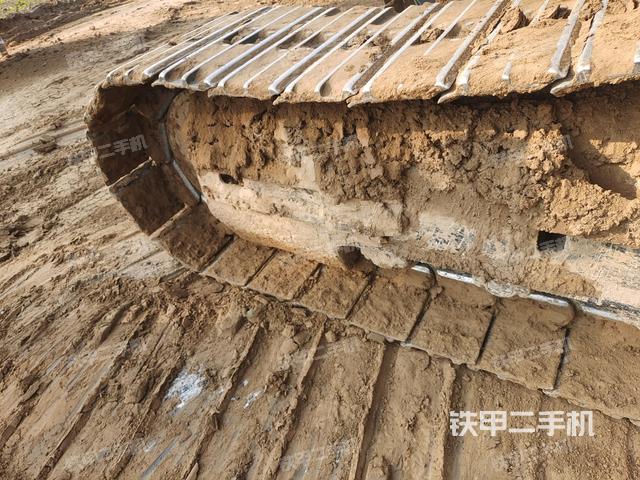 左驅(qū)動(dòng)輪（行走機(jī)構(gòu)）