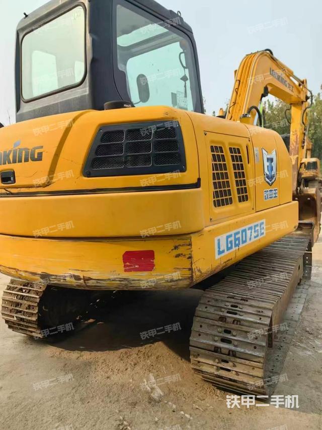 整機右后45°（整機外觀）