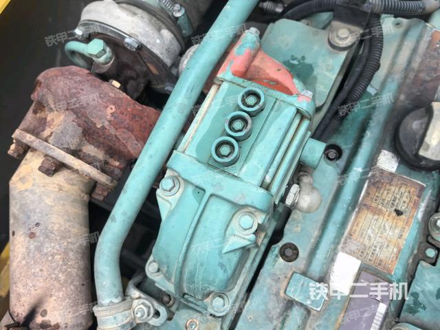 氣門室蓋螺絲特寫（上車部件）