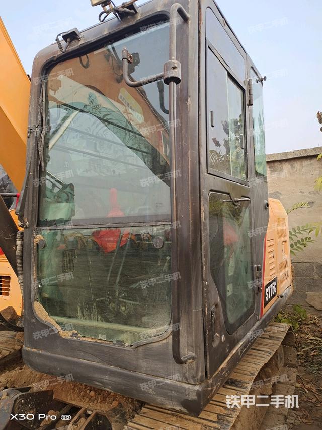 駕駛室整體（整機(jī)外觀）