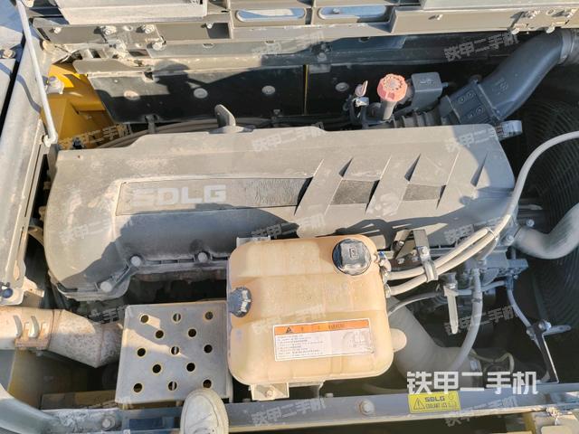 氣門室蓋螺絲特寫(上車部件) 氣門室蓋螺絲特寫(上車部件)