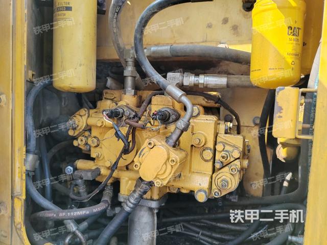 液壓泵斜45?左（大件艙室）