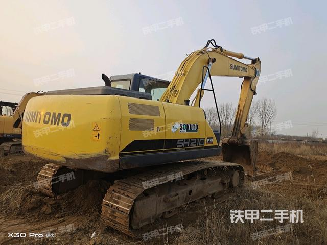 整機(jī)右后45°(整機(jī)外觀) 整機(jī)右后45°(整機(jī)外觀)