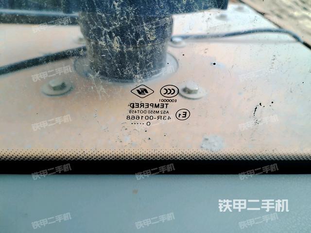 后窗玻璃角標(biāo)（駕駛室部分）