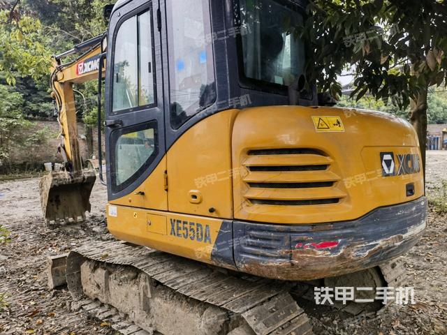 左后45(整機外觀) 左后45(整機外觀)