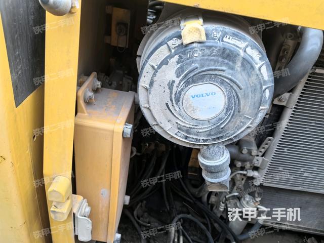 空濾倉整體（大件艙室）