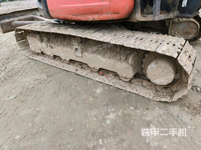 左側(cè)履帶整體?（行走機(jī)構(gòu)）