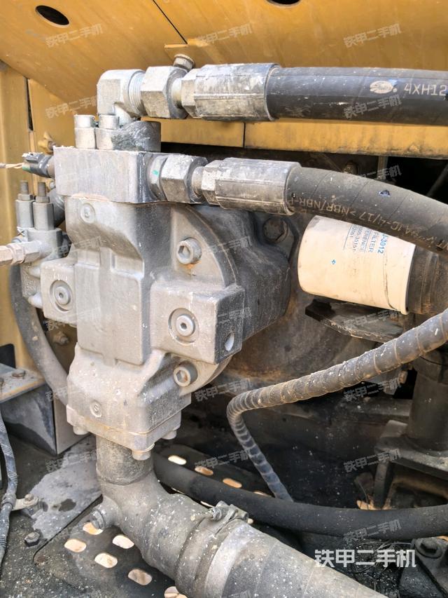 液壓泵室（大件艙室）