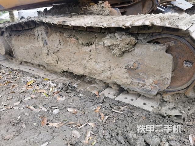右側(cè)履帶整體?(行走機構(gòu)) 右側(cè)履帶整體?(行走機構(gòu))