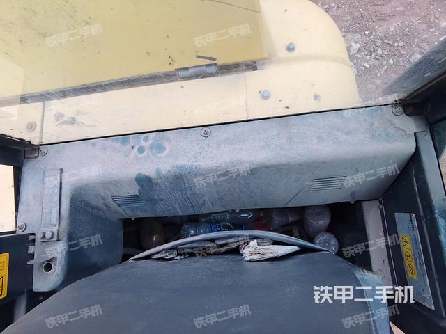 座椅后部（駕駛室部分）