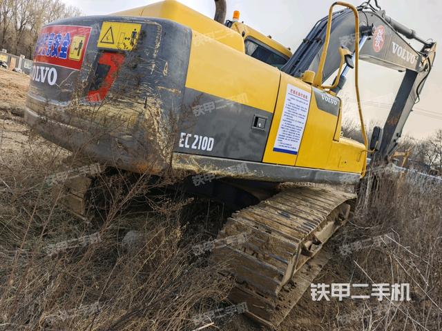 整機右后45°(整機外觀) 整機右后45°(整機外觀)