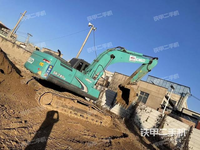整機右后45°(整機外觀) 整機右后45°(整機外觀)