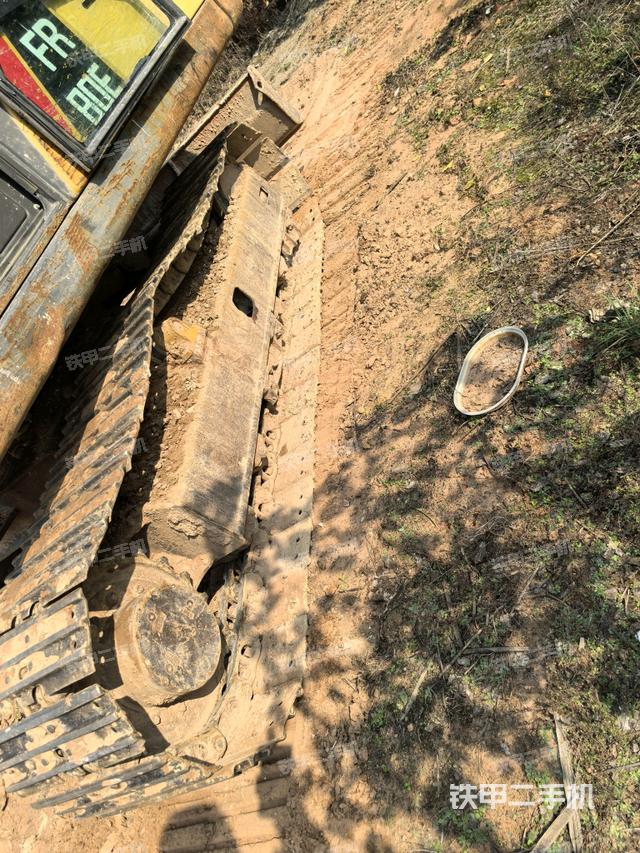 左側(cè)履帶整體?（行走機構(gòu)）