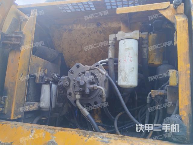液壓泵室(大件艙室) 液壓泵室(大件艙室)
