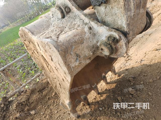 小臂整體左后（工作和回轉(zhuǎn)裝置）