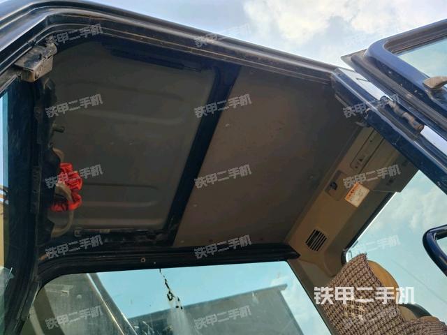 座椅后部（駕駛室部分）