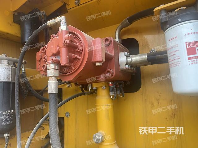 電瓶(大件艙室) 電瓶(大件艙室)