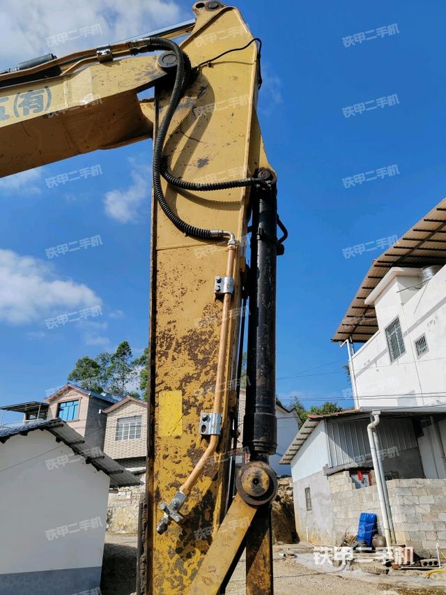 大臂背部俯視（工作和回轉(zhuǎn)裝置）