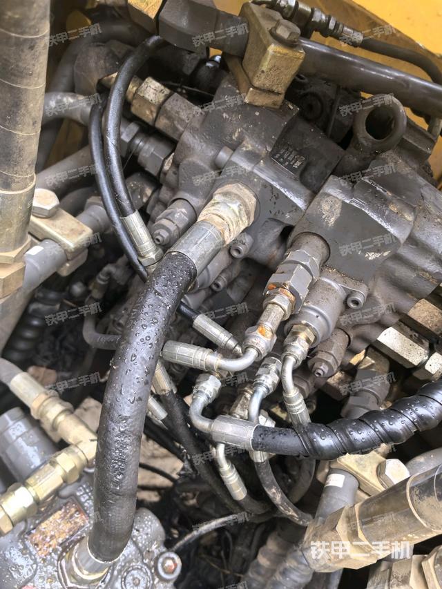 分配閥（上車部件）