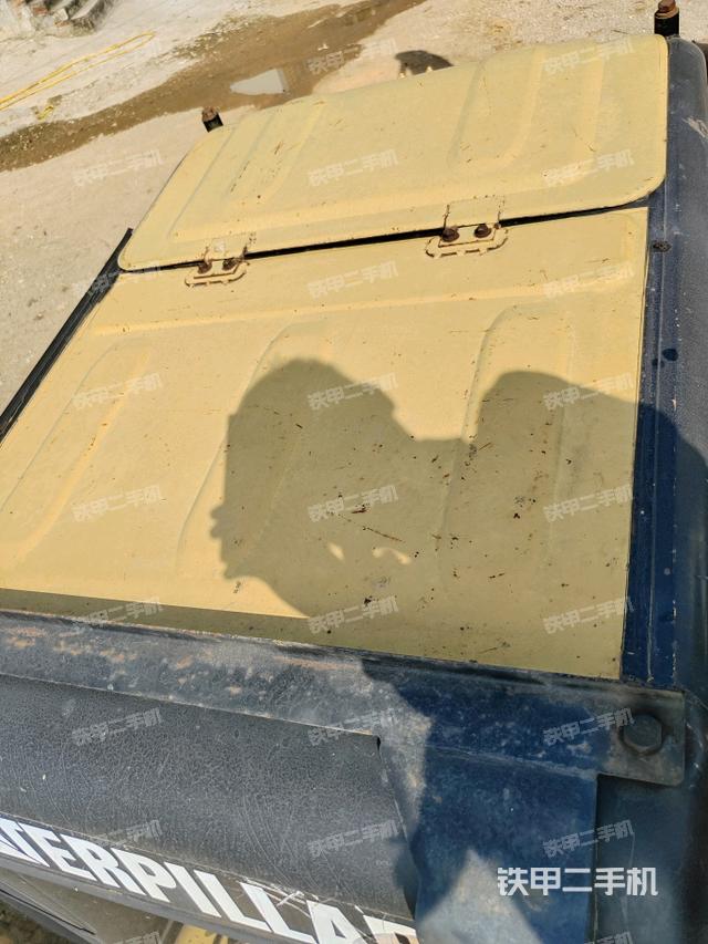 駕駛室頂部俯視（上車部件）