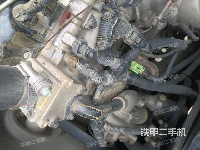 氣門室蓋螺絲特寫（上車部件）